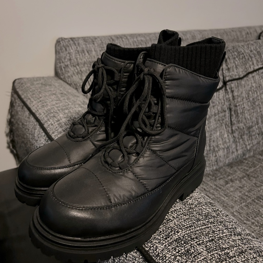 Black Quilted Lace-Up Ankle Boots - Women